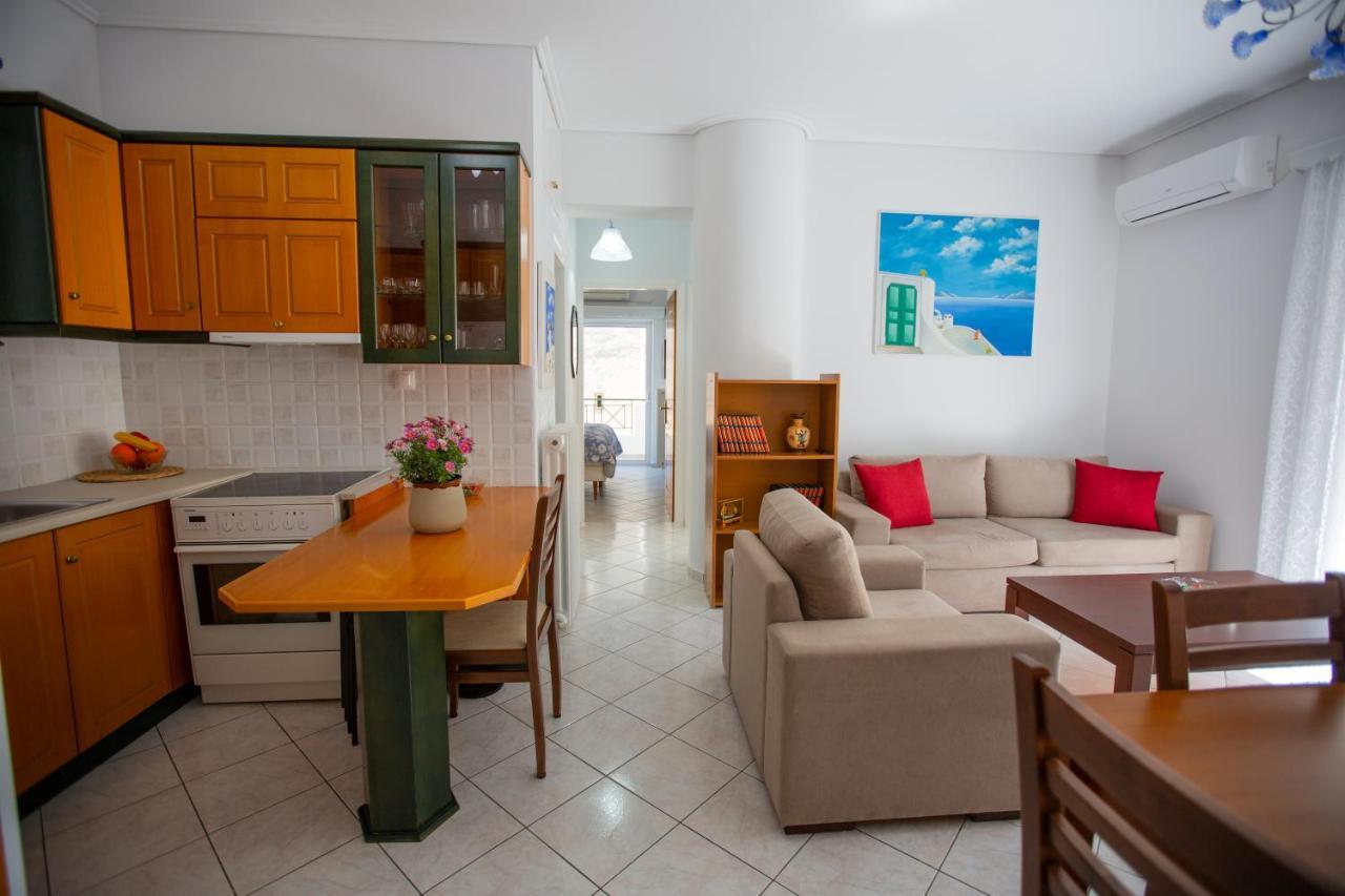 Poly'S Charming Home - City Center & Near The Beach 2Bedroom Apartment Nafpaktos Exterior photo