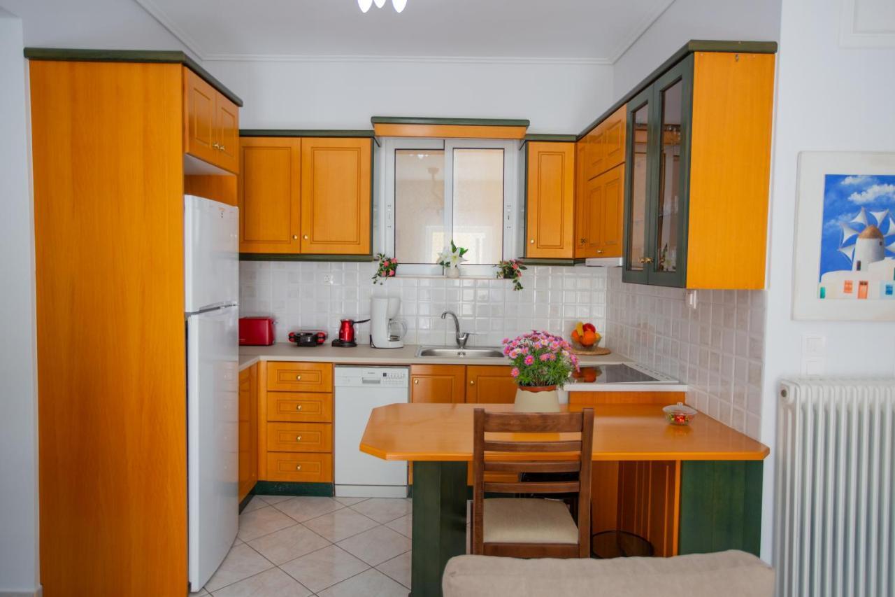 Poly'S Charming Home - City Center & Near The Beach 2Bedroom Apartment Nafpaktos Exterior photo
